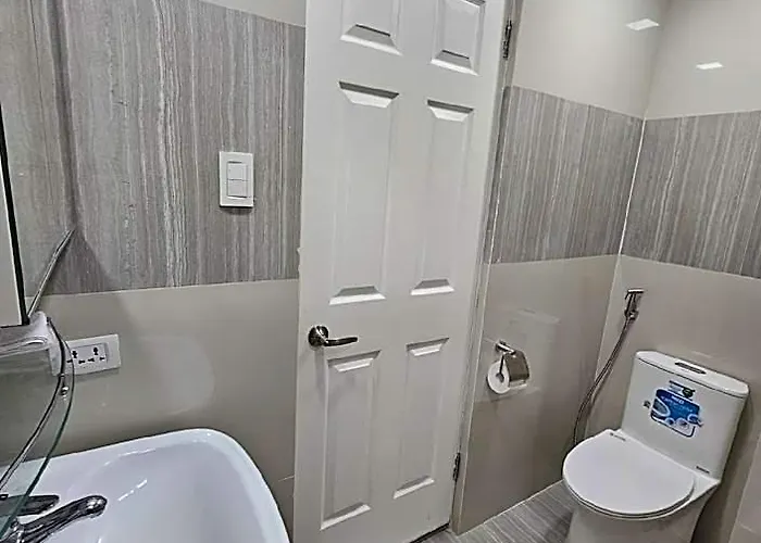 Hotel Bgc Beautiful Large 1 Bedroom Manila